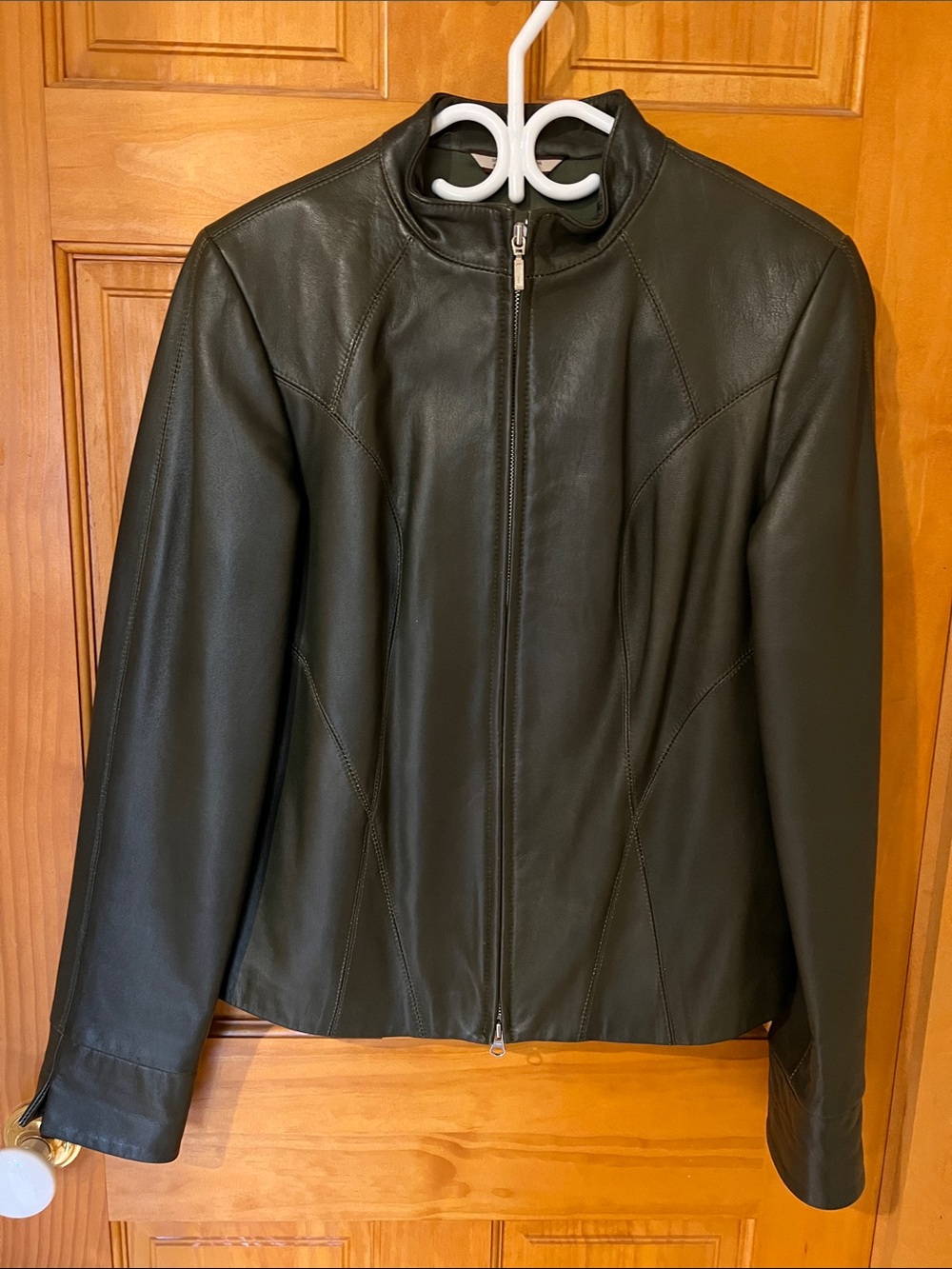 Women's Dark Green Leather Zip-Front Jacket - Sleek Minimal Design
